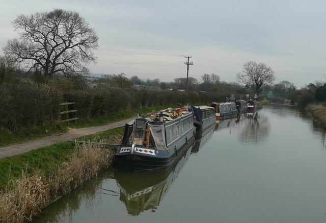 Narrow Boats on the Kennet and Avon Canal